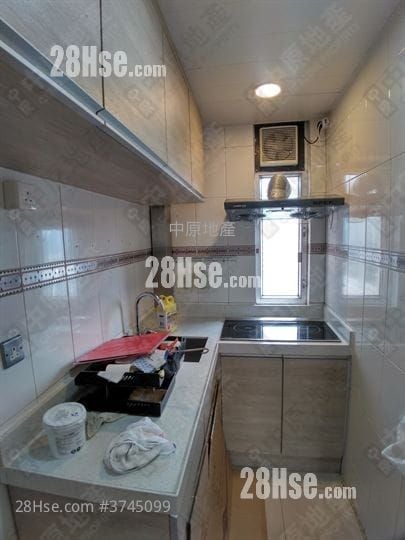 Telford Gardens Sell 2 Bedrooms , 1 Bathroom 517 ft²