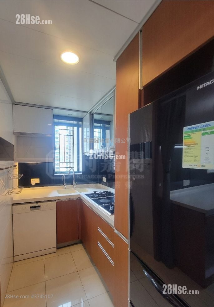 The Long Beach Sell 3 Bedrooms , 3 Bathrooms 790 ft²