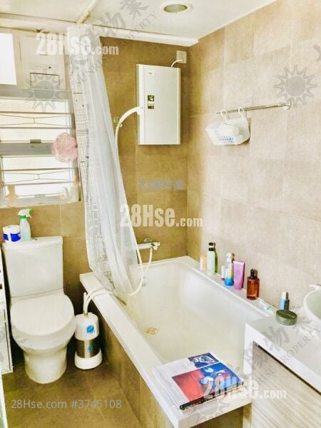 Whampoa Garden Sell 3 Bedrooms 771 ft²