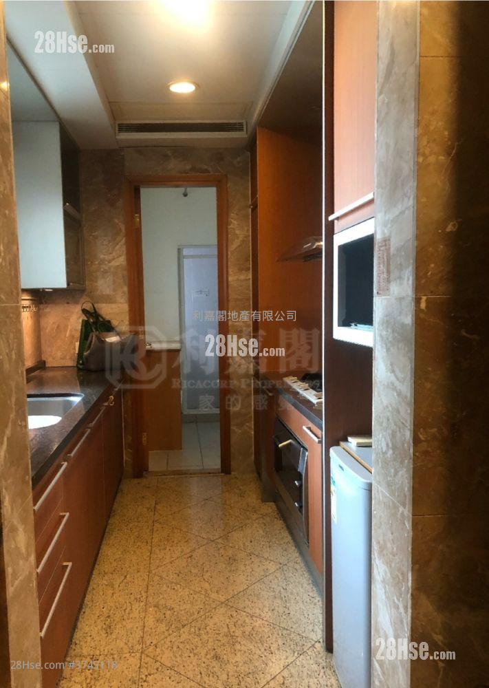 凱旋門 租盤 4 房 , 4 浴室 1,955 平方呎