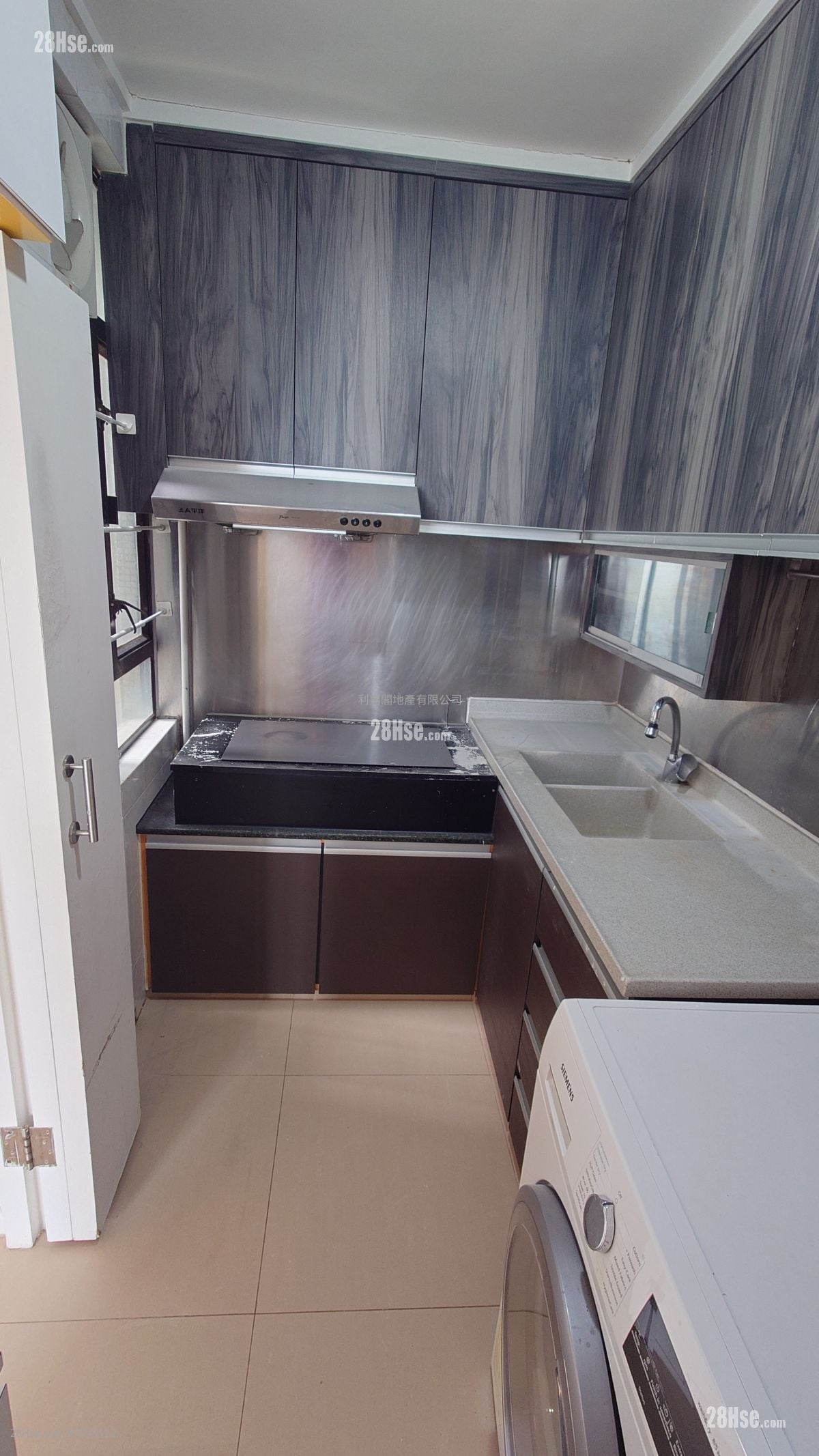 杏花邨 售盘 3 房 643 平方尺