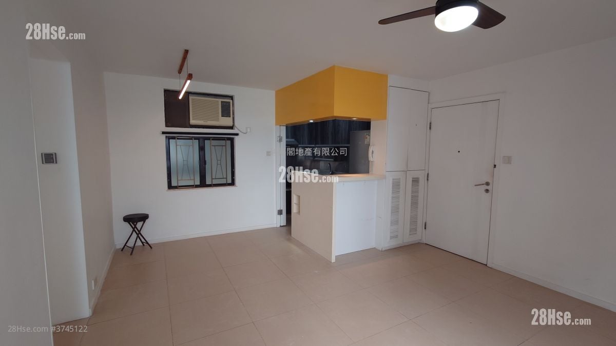 杏花邨 售盘 3 房 643 平方尺