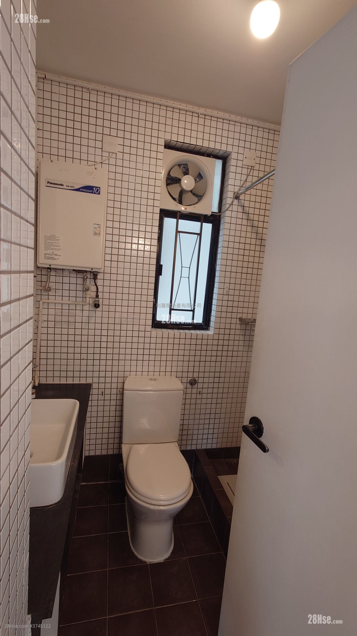 杏花邨 售盘 3 房 643 平方尺