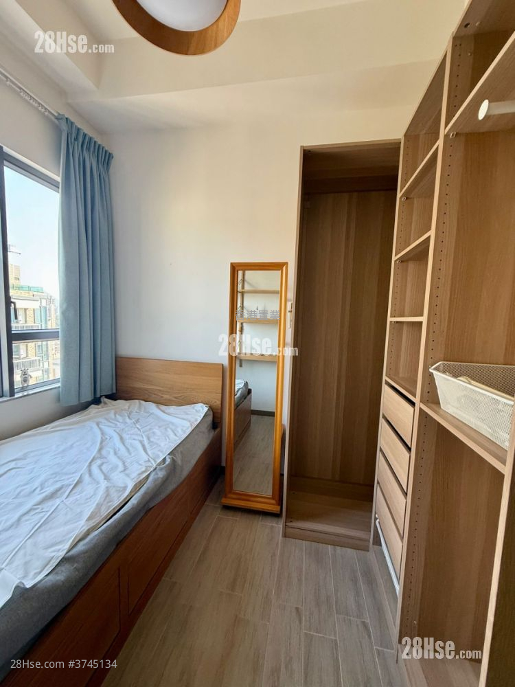 Astoria Crest Sell 1 Bedroom , 1 Bathroom 299 ft²