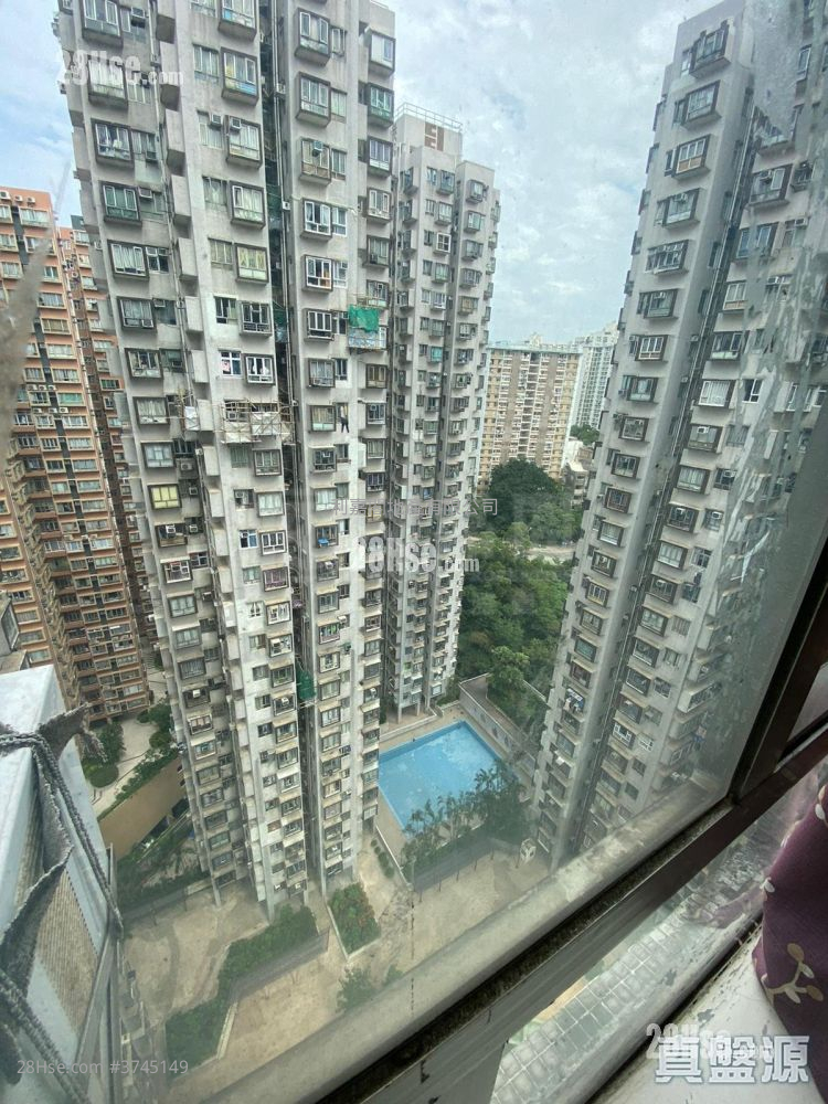 金獅花園 售盤 2 房 270 平方呎