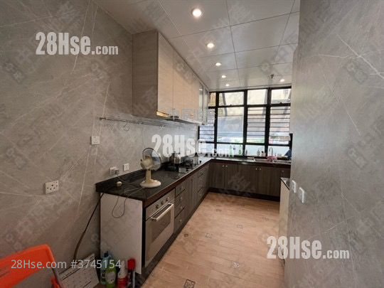 華翠園 售盤 3 房 , 3 浴室 1,692 平方呎