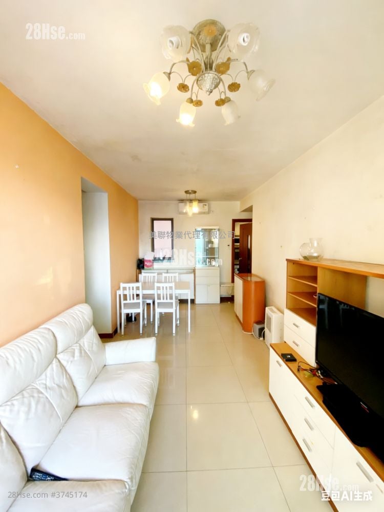 蔚蓝湾畔 售盘 2 房 510 平方尺