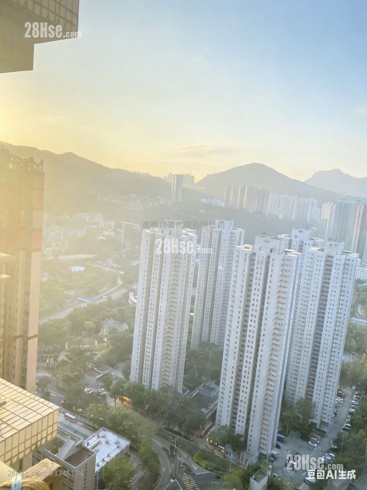 蔚蓝湾畔 售盘 2 房 510 平方尺