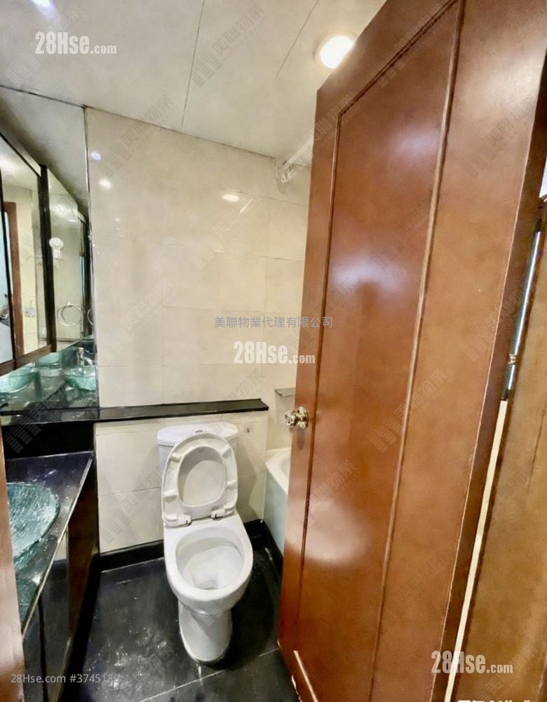 蔚藍灣畔 售盤 2 房 490 平方呎