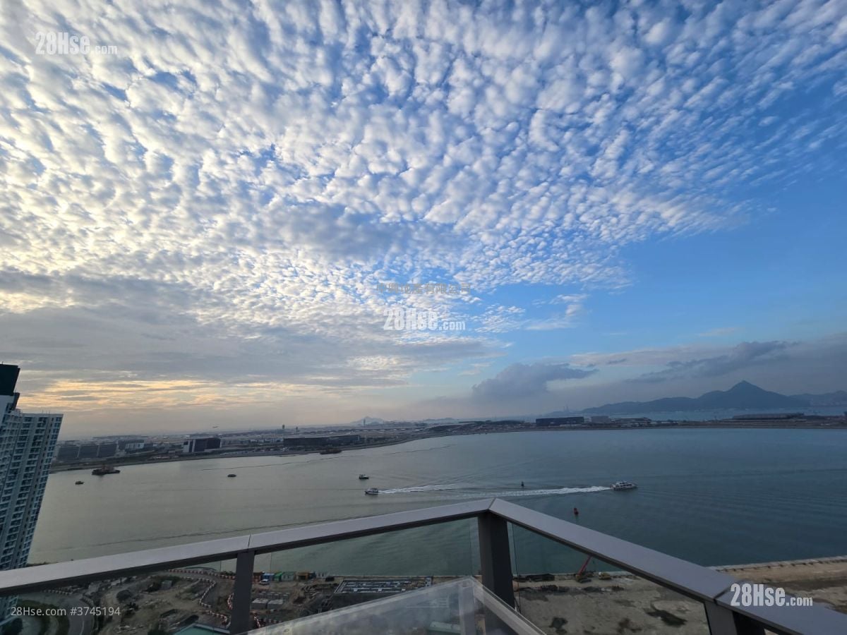 Century Link Rental 2 Bedrooms , 1 Bathroom 452 ft²