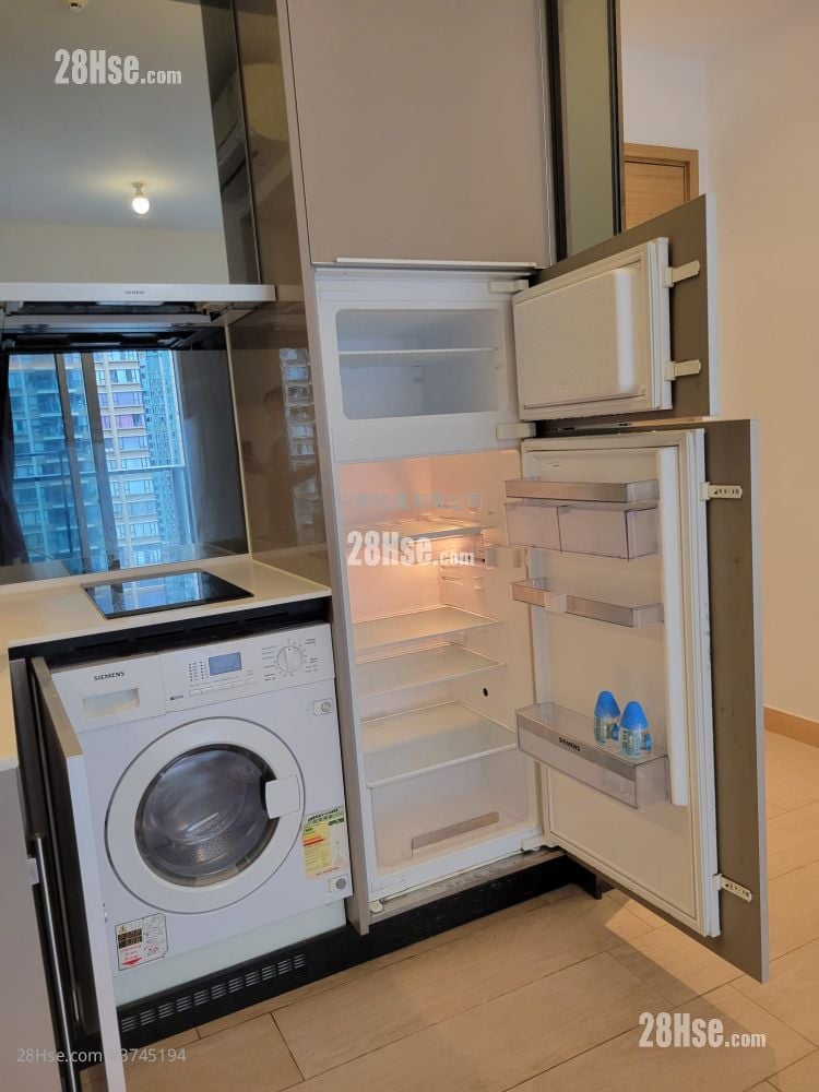 Century Link Rental 2 Bedrooms , 1 Bathroom 452 ft²