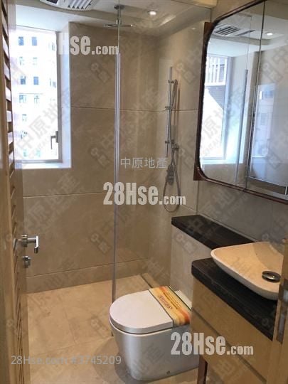 加多近山 售盤 3 房 , 2 浴室 915 平方呎