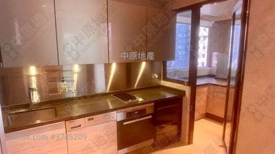 加多近山 售盤 3 房 , 2 浴室 915 平方呎