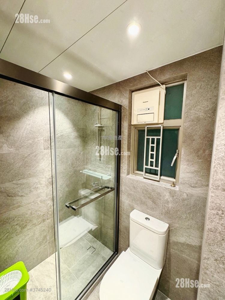 環宇海灣 售盤 3 房 , 2 浴室 686 平方呎