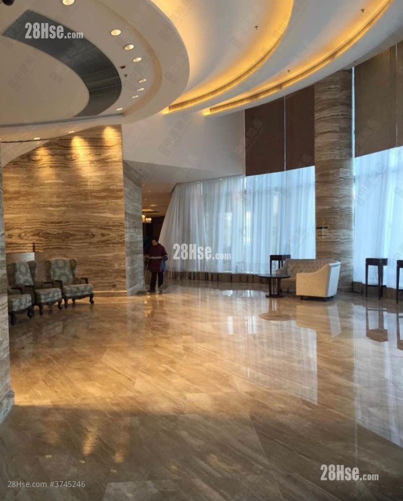 致蓝天 租盘 5+ 房 , 2 浴室 792 平方尺