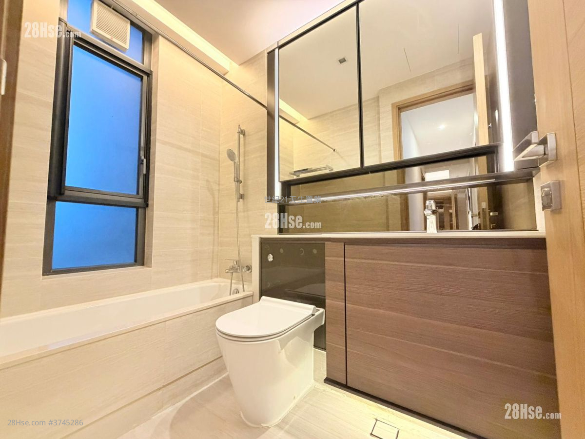 The Bloomsway Sell 5+ Bedrooms , 5+ Bathrooms 1,259 ft²