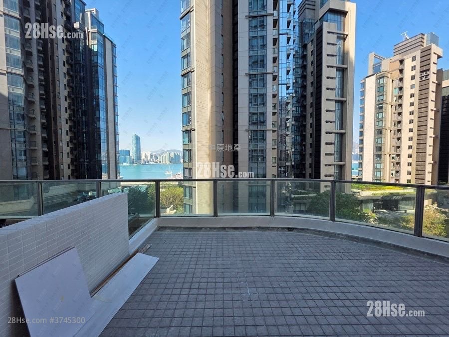 Island Lodge Sell 4 Bedrooms 978 ft²