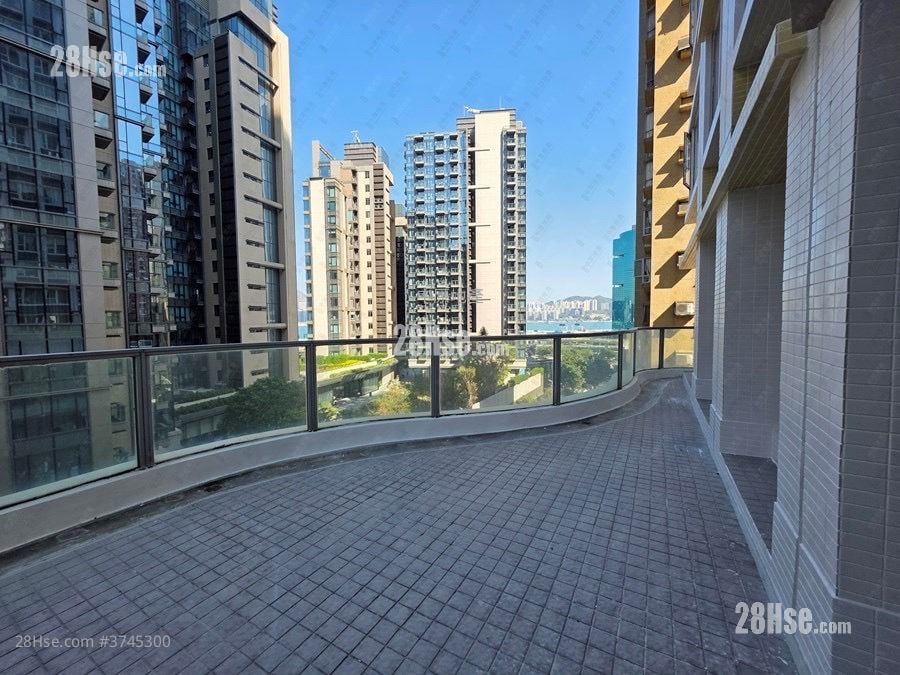 Island Lodge Sell 4 Bedrooms 978 ft²