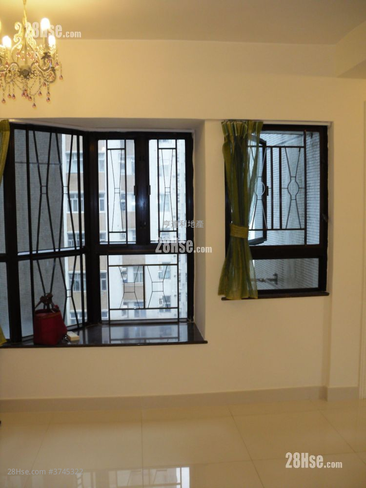 筲箕灣廣場 售盤 2 房 , 1 浴室 352 平方呎