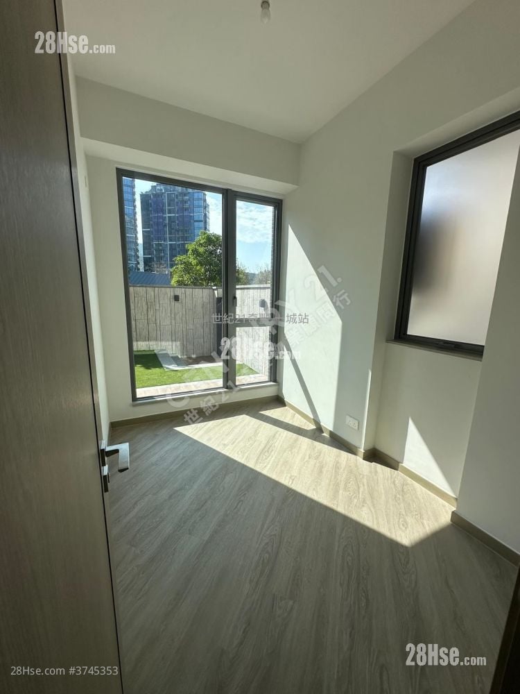 Sierra Sea 售盘 2 房 , 1 浴室 400 平方尺