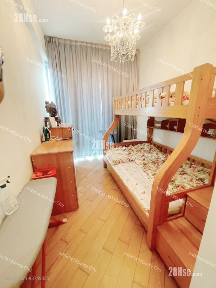 The Vineyard Sell 3 Bedrooms 1,772 ft²