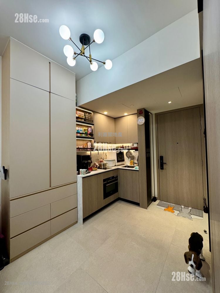 Silicon Hill Sell 1 Bedroom , 1 Bathroom 293 ft²