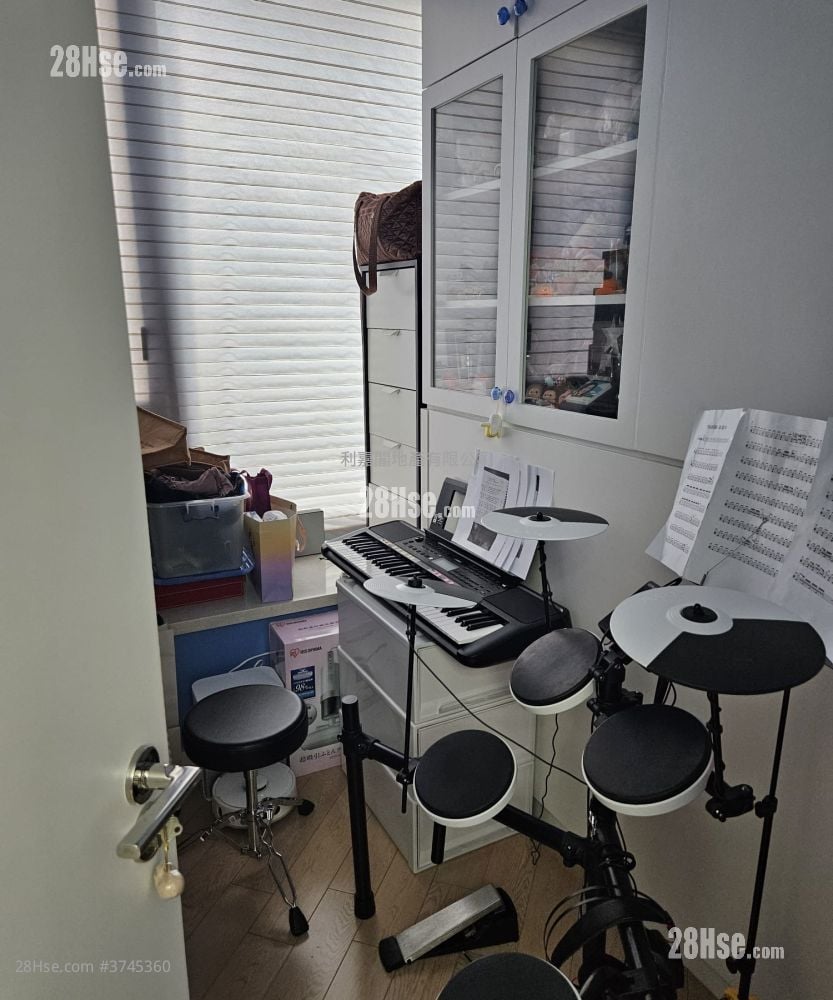 尔峦 售盘 2 房 , 2 浴室 649 平方尺