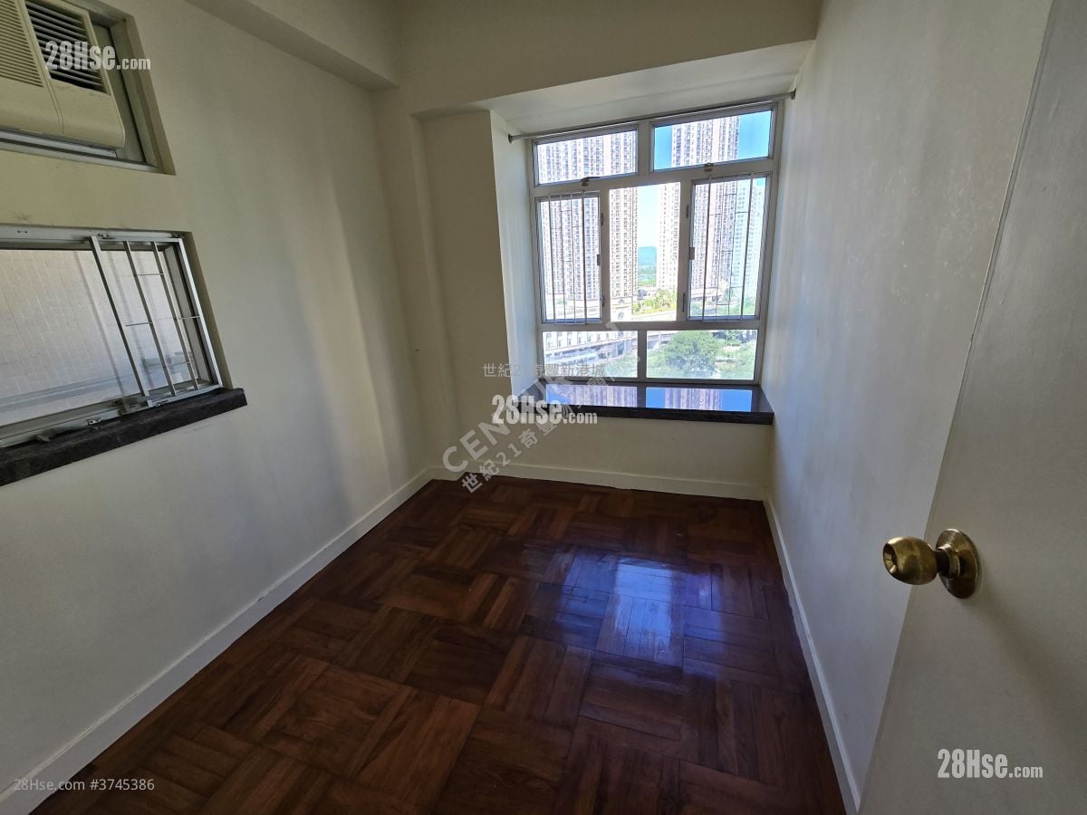 Sunshine City Sell 2 Bedrooms , 1 Bathroom 337 ft²