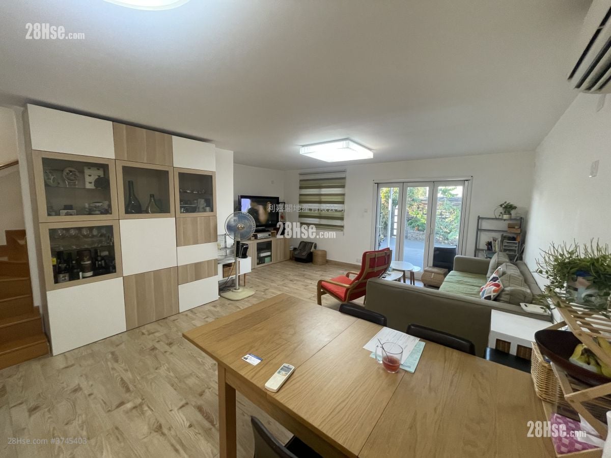 锦绣花园 售盘 3 房 1,035 平方尺