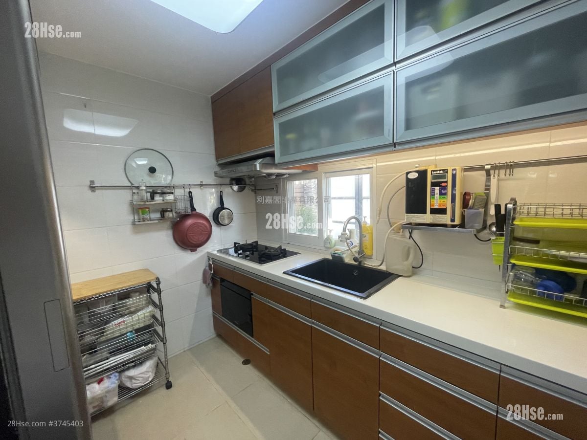 锦绣花园 售盘 3 房 1,035 平方尺