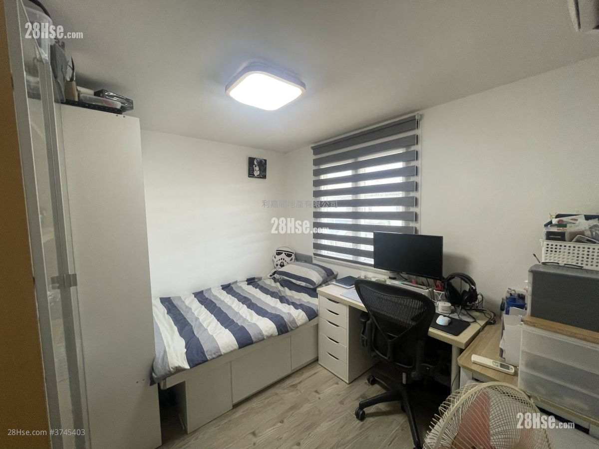 锦绣花园 售盘 3 房 1,035 平方尺