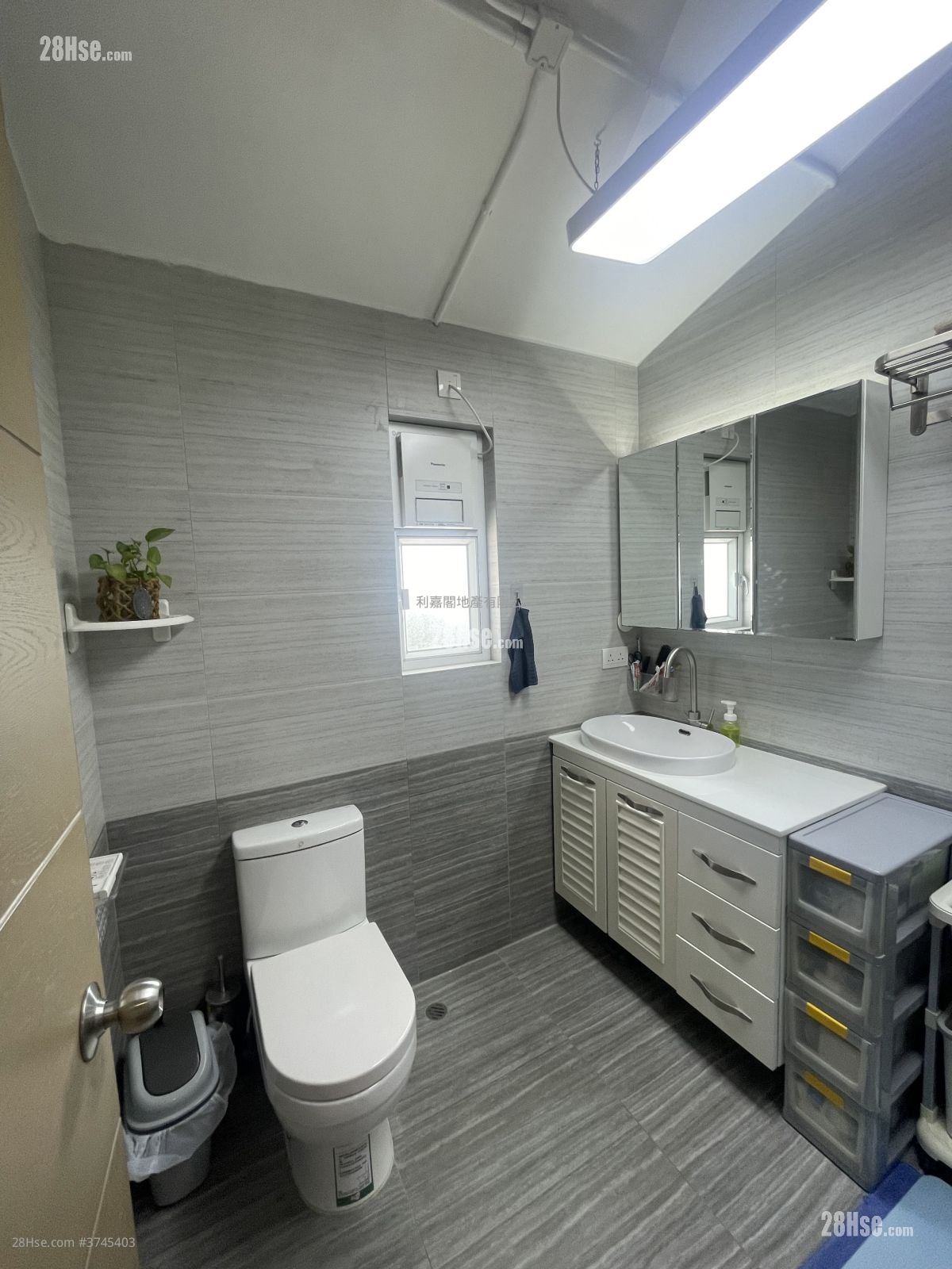 锦绣花园 售盘 3 房 1,035 平方尺