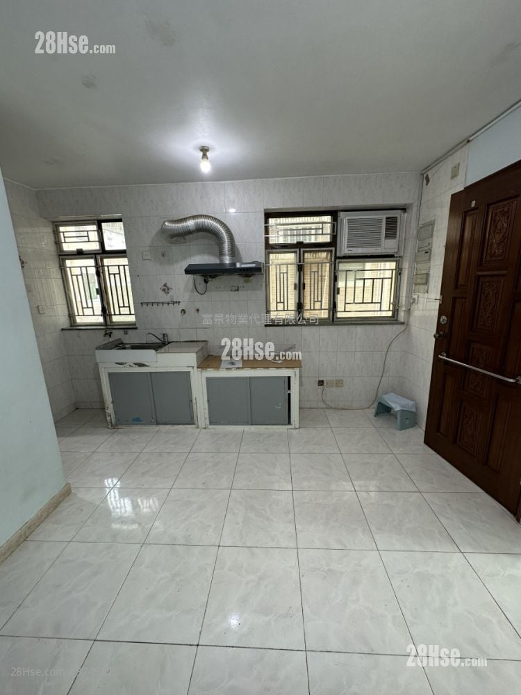Kei Lun Wai Rental 2 Bedrooms , 1 Bathroom 320 ft²