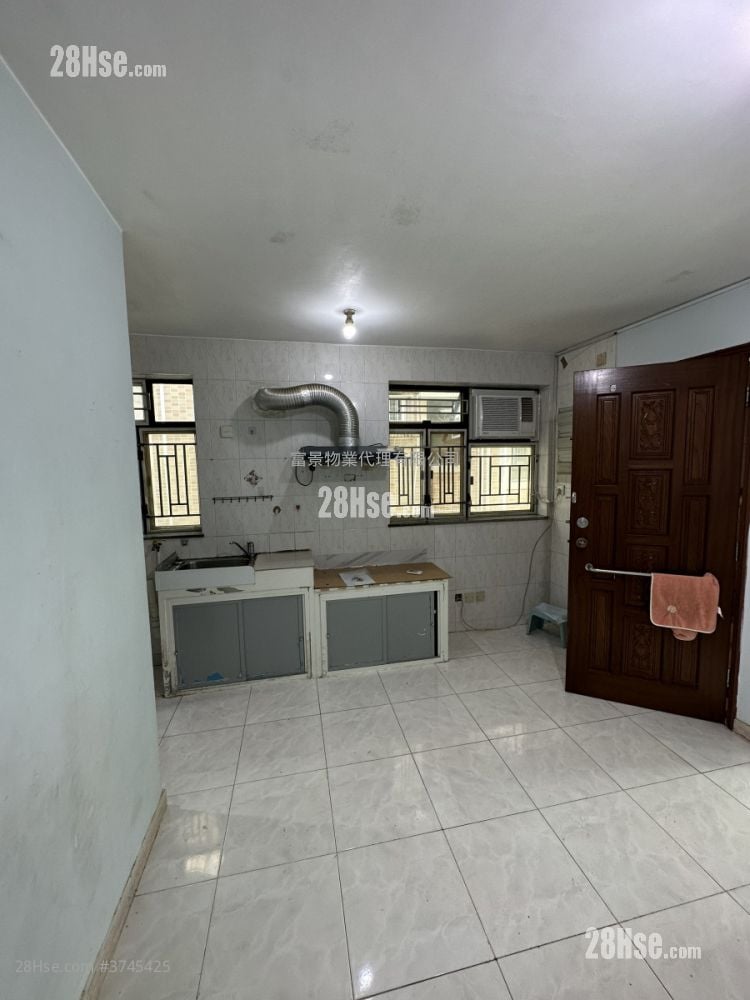 Kei Lun Wai Rental 2 Bedrooms , 1 Bathroom 320 ft²