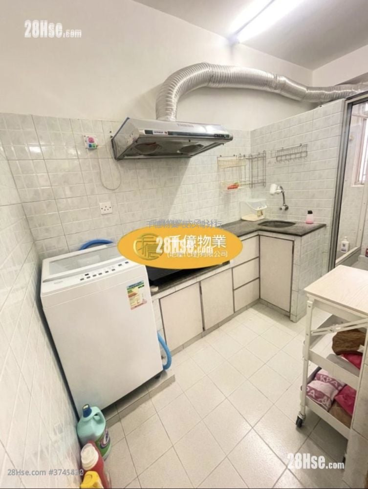 东海大厦 售盘 2 房 , 1 浴室 389 平方尺