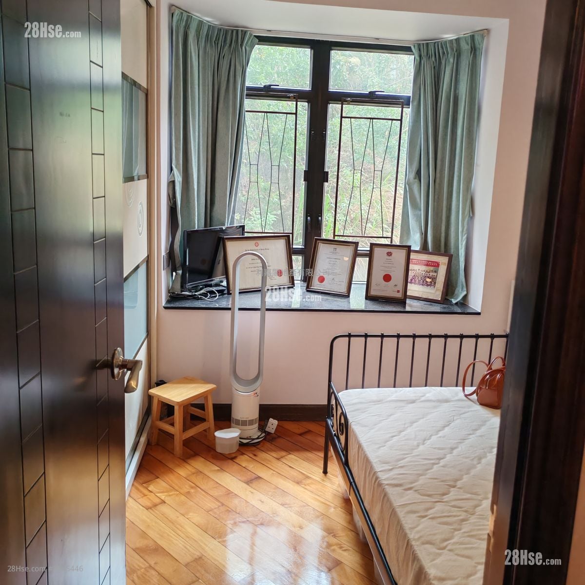 康怡花园 售盘 2 房 490 平方尺