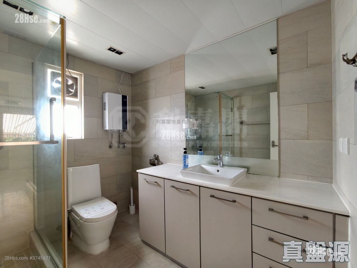 锦绣花园 售盘 3 房 1,035 平方尺