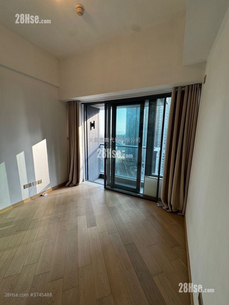 Manor Hill Sell 1 Bathroom 215 ft²