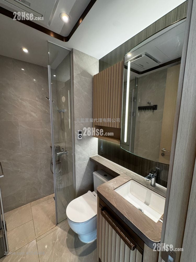 Manor Hill Sell 1 Bathroom 215 ft²