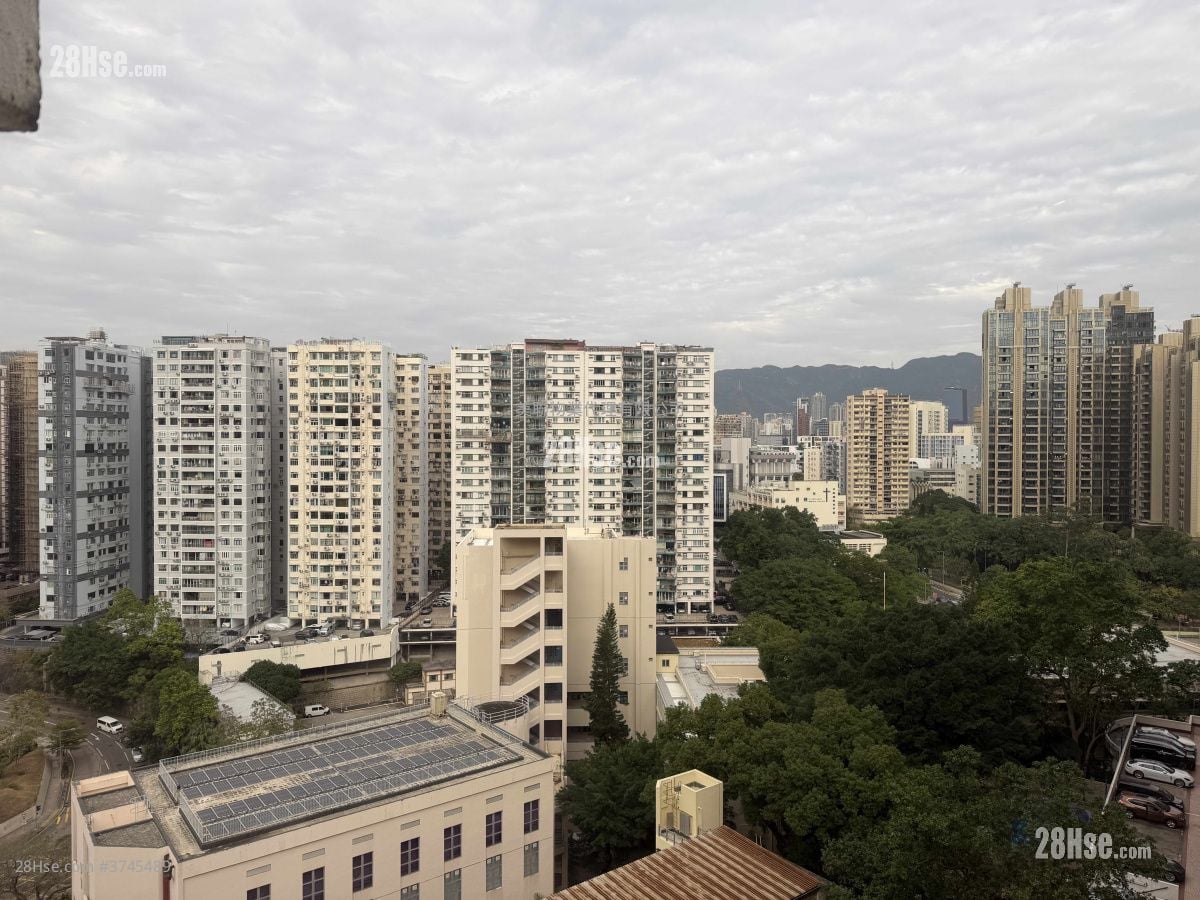 Mountain Court Sell 2 Bedrooms , 2 Bathrooms 991 ft²