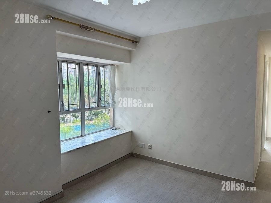 Serenity Park Sell 3 Bedrooms 526 ft²