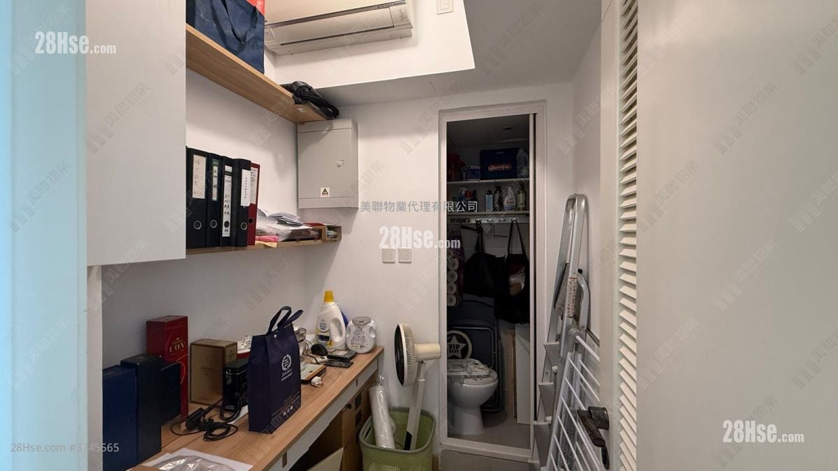 SAVANNAH 售盘 3 房 , 3 浴室 748 平方尺