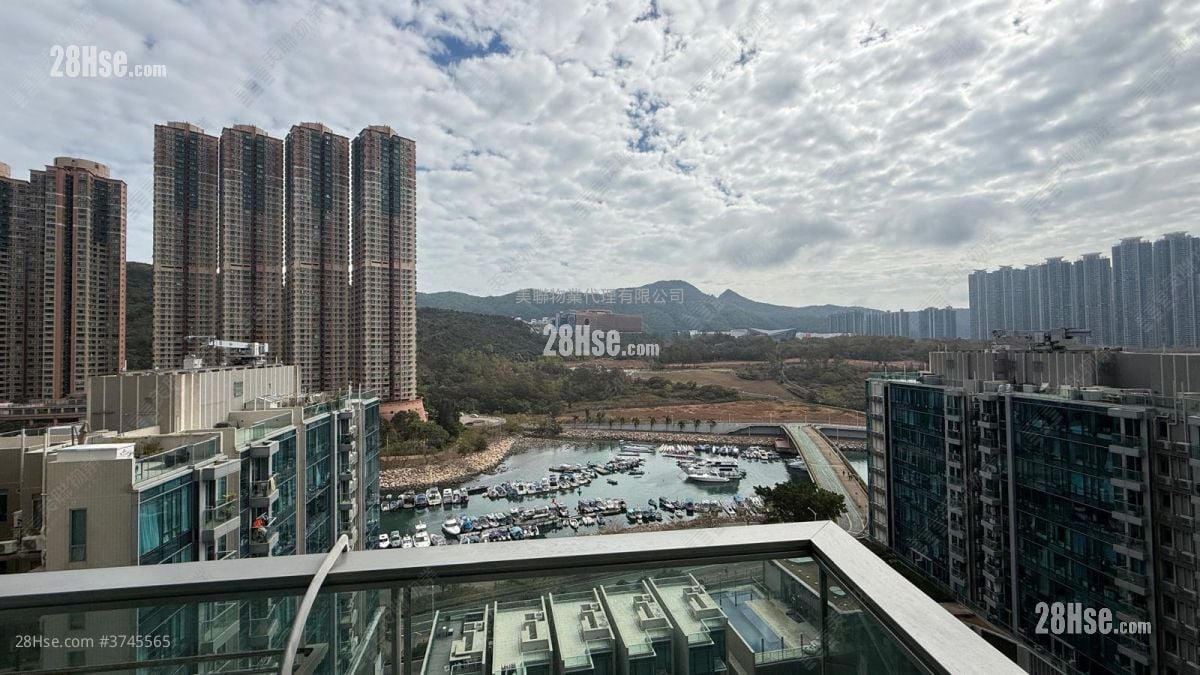 SAVANNAH 售盘 3 房 , 3 浴室 748 平方尺