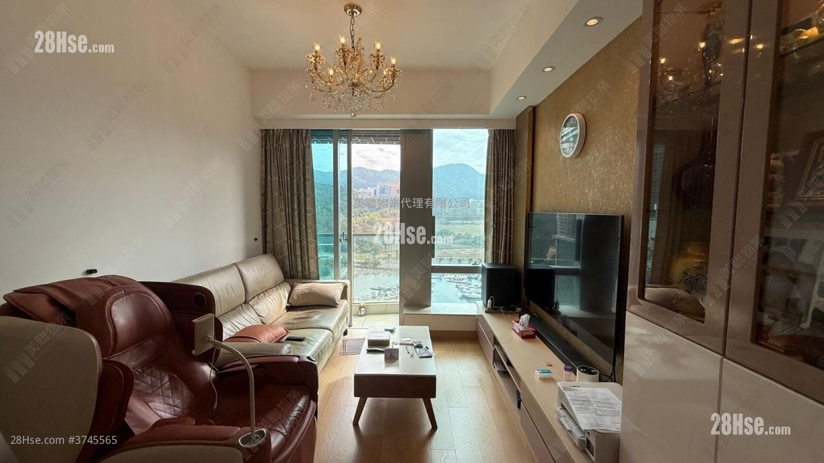 SAVANNAH 售盘 3 房 , 3 浴室 748 平方尺