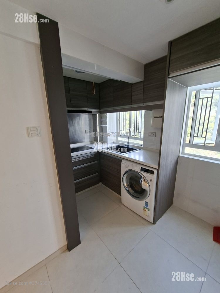 天馬苑 租盤 3 房 415 平方呎