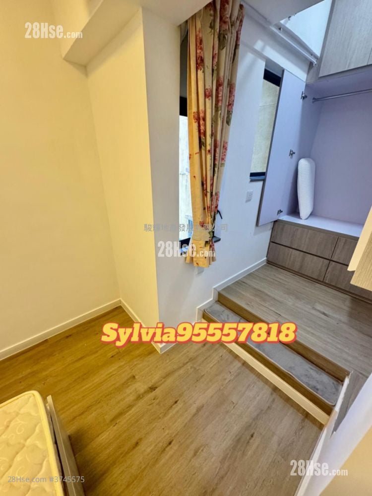 Apartment Sell 2 Bedrooms , 1 Bathroom 419 ft²