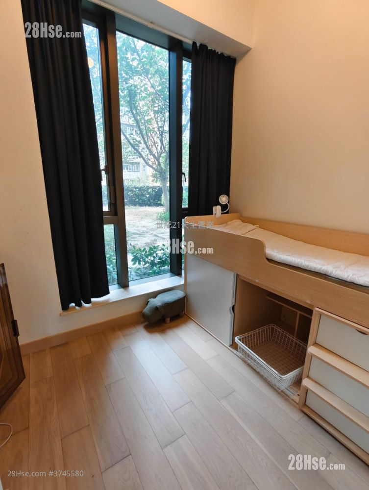 NAPA 租盤 2 房 , 1 浴室 463 平方呎