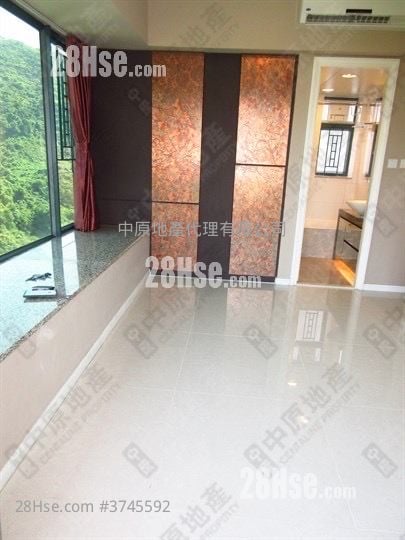 岚山 售盘 3 房 , 2 浴室 858 平方尺