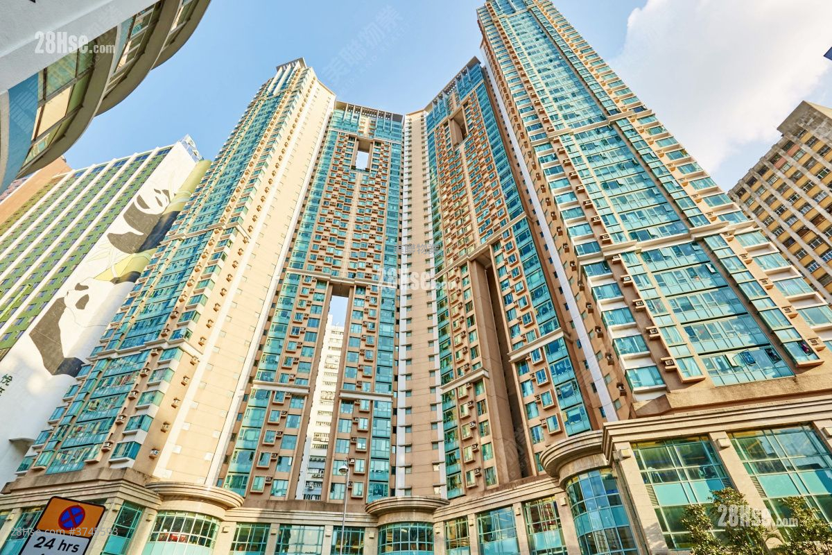 名逸居 售盘 3 房 , 1 浴室 779 平方尺