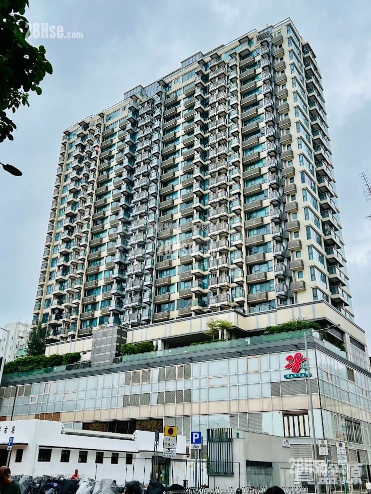 Commune Modern Sell 2 Bedrooms , 1 Bathroom 468 ft²